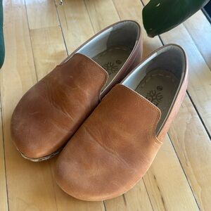 Earth harmony grounding shoes